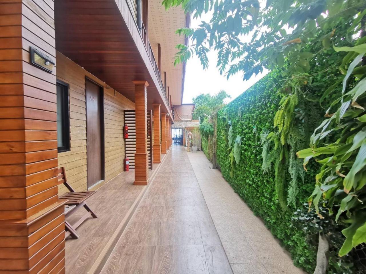 Charming Lipe Beach Resort Exterior photo